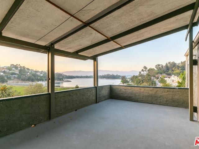 Property for rent in Canoga Park, California