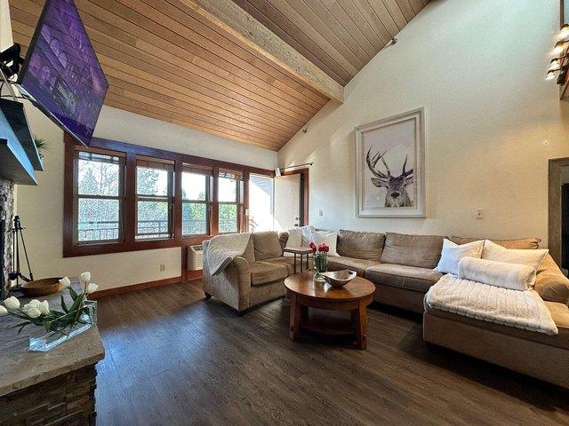 Condo for sale in Oregonia