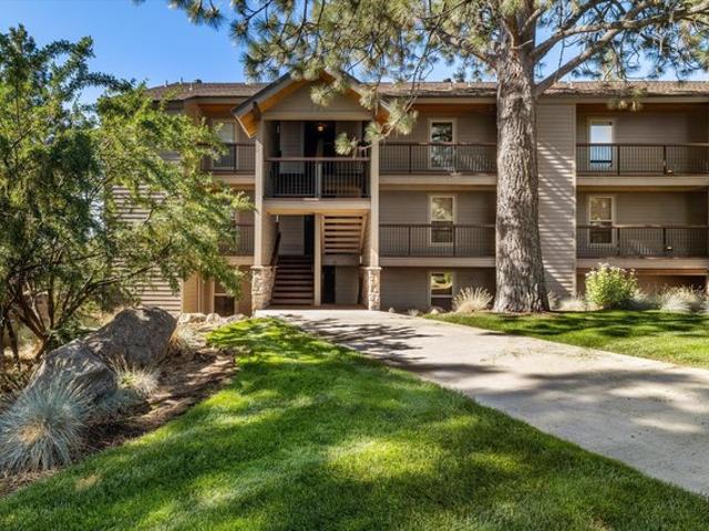 Condo for sale in Oregonia