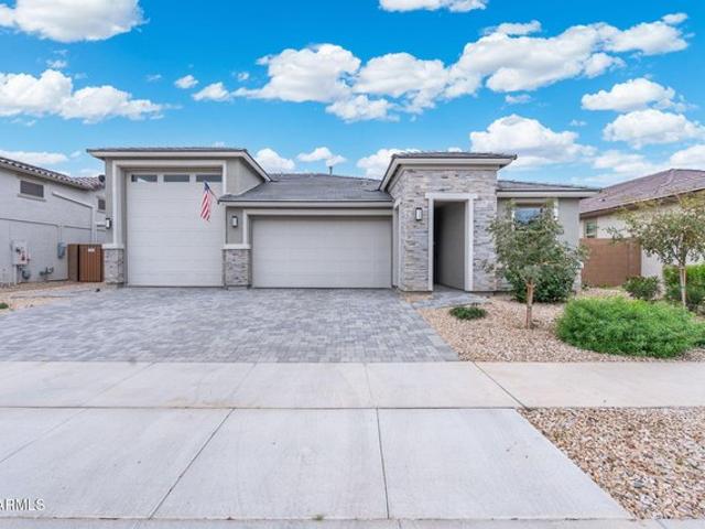 House for sale in Wittmann, Arizona