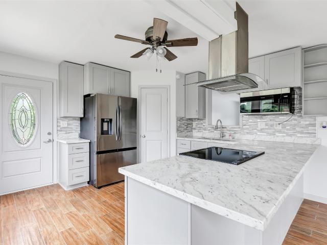 House for sale in Porter