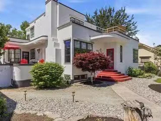 House for sale in Winfield, British Columbia