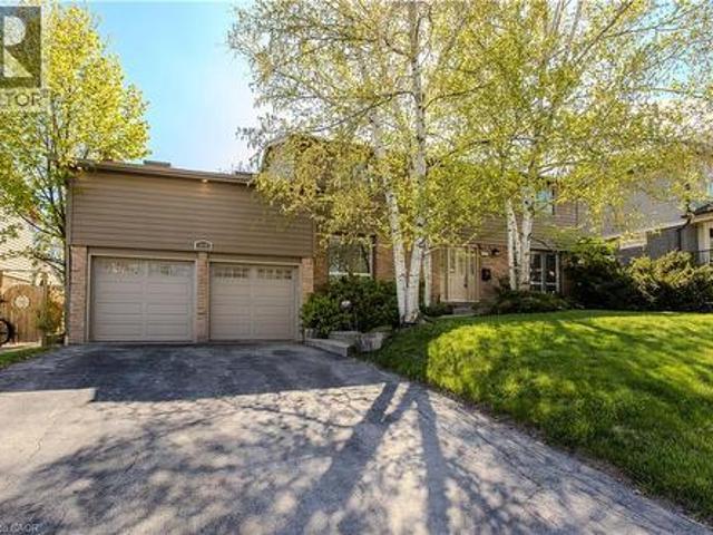 House for sale in Burlington, Ontario