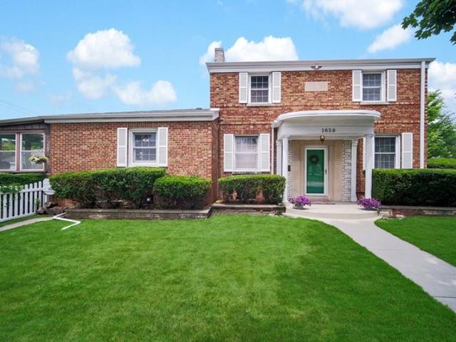 House for sale in Westchester, Illinois