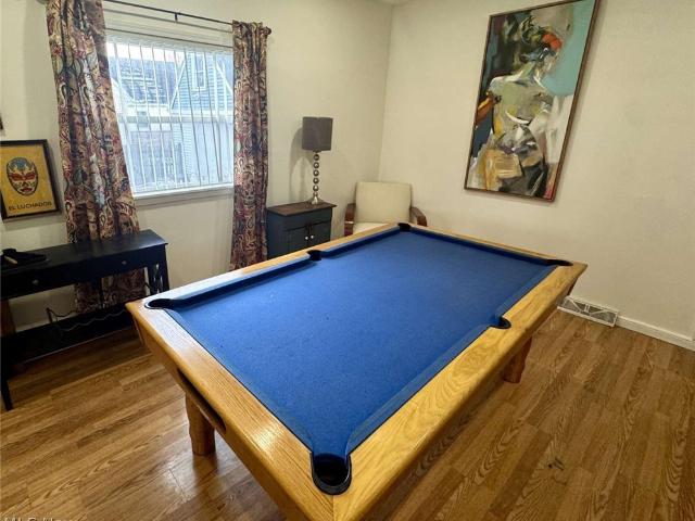 House for sale in Detroit - Shoreway, Cleveland