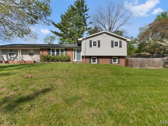 House for sale in Jackson, Missouri