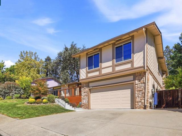 House for sale in Clayton, Contra Costa County