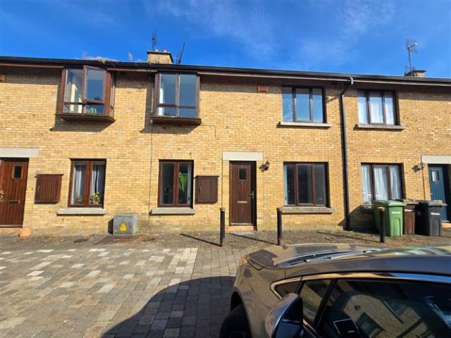 Terraced House for sale in Ardee, North Tipperary