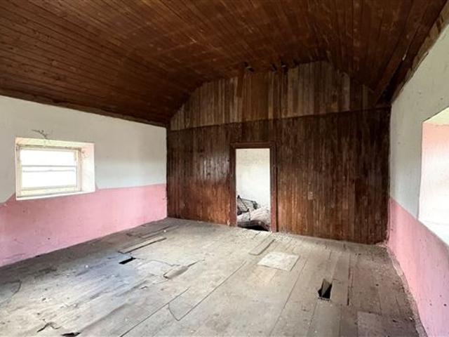 Detached House for sale in Carrick-on-suir, South Tipperary