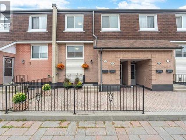 Townhouse for sale in Mississauga, Ontario
