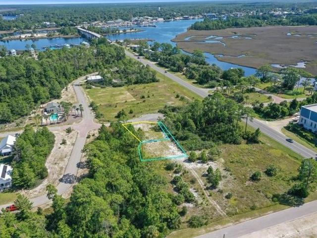 Land for sale in Carrabelle, Florida