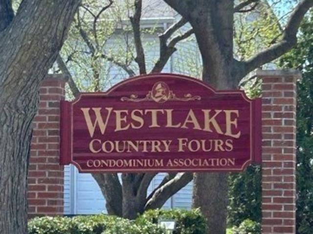 Townhouse for sale in Bloomingdale, Illinois