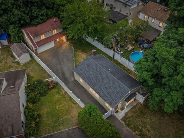 House for sale in Huntington, New York
