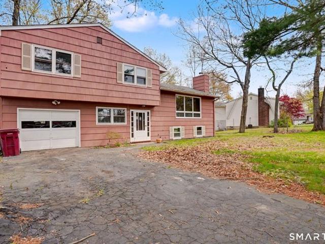 House for sale in Naugatuck, Connecticut