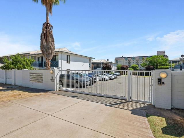 Apartment for sale in Rivervale, Western Australia
