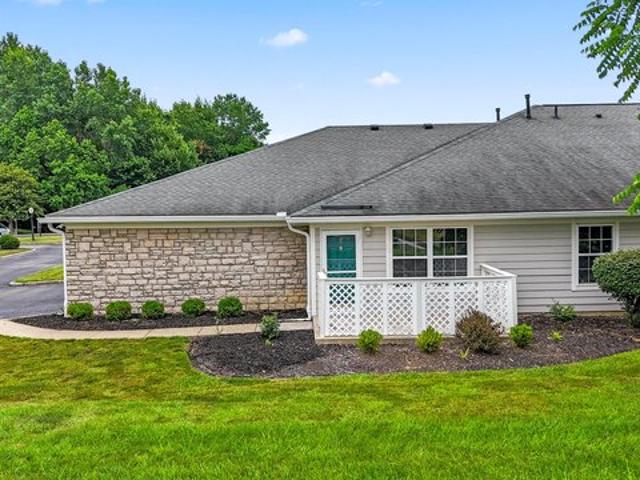 Condo for sale in Canal Winchester, Ohio