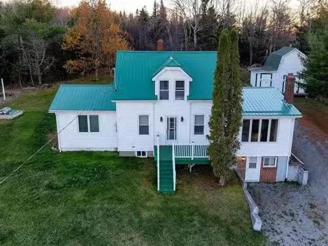 House for sale in Sheet Harbour, Nova Scotia
