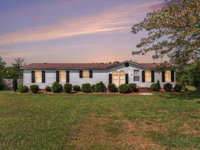 House for sale in Broadway, North Carolina