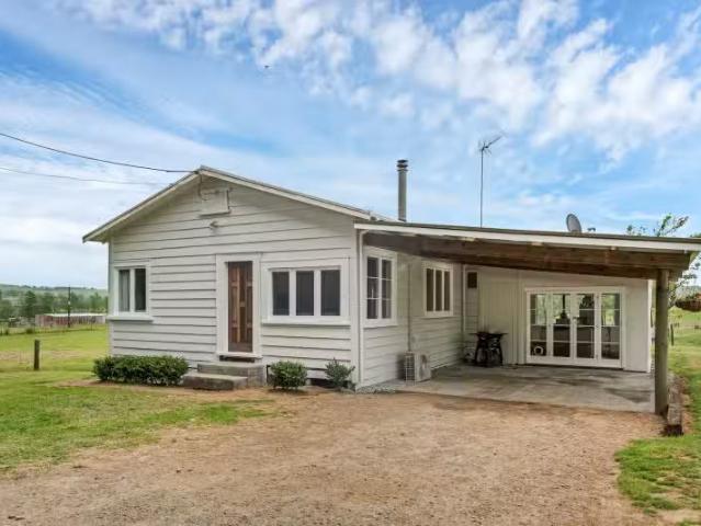 House for sale in Auckland, Oroua County