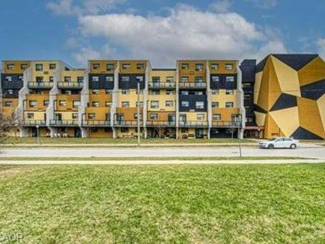 Condo for sale in Kitchener, Ontario