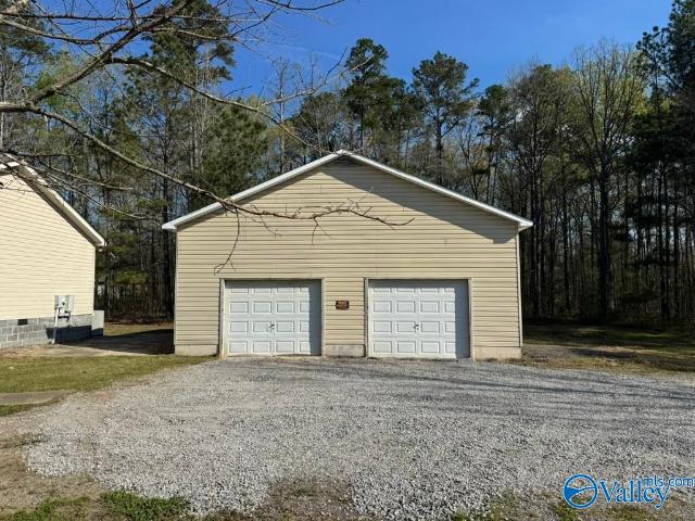 House for sale in Leesburg, Alabama