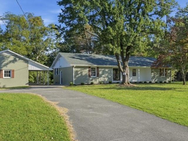House for sale in Estill Springs, Middle Tennessee