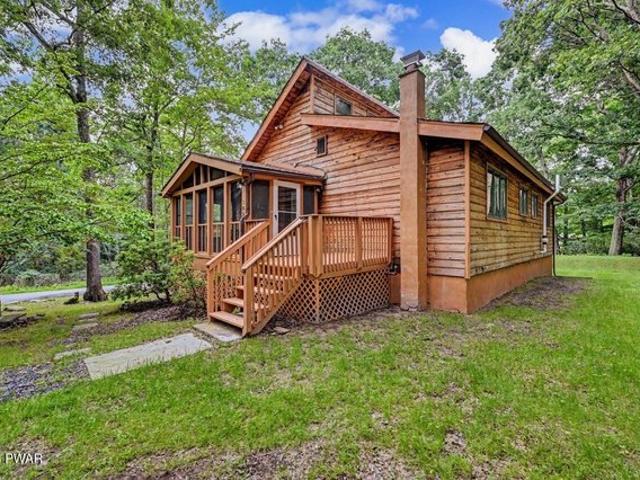House for sale in Shohola, Pennsylvania