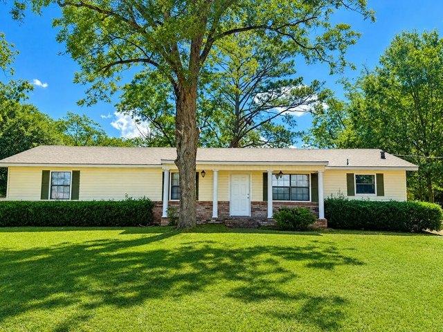 House for sale in Monroeville, Alabama
