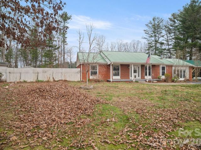 House for sale in East Flat Rock, North Carolina