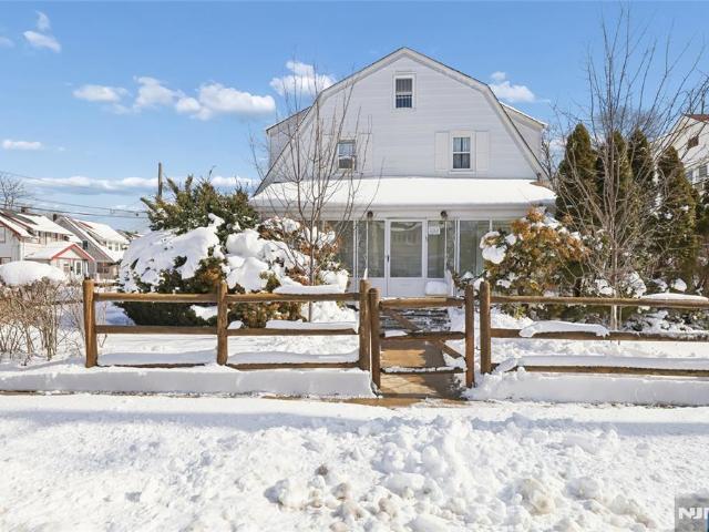 House for sale in Passaic, New Jersey