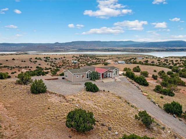 House for sale in Abiquiu, New Mexico