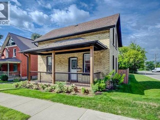 House for sale in K-W Hospital, Kitchener