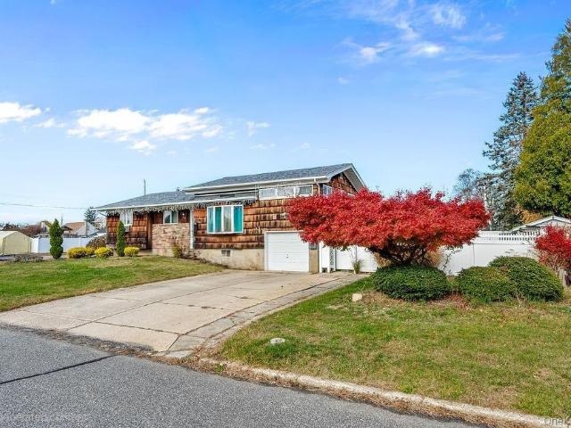 Property for sale in Babylon, New York