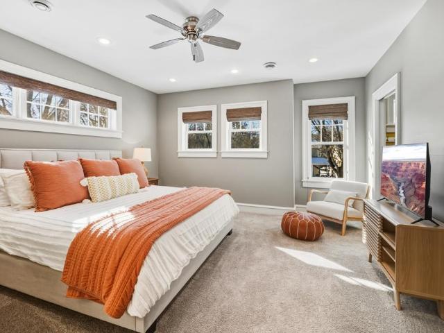 Property for sale in Hennepin, Minnesota