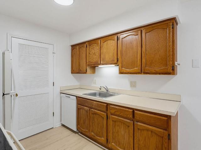 Apartment for rent in Fraser, Michigan