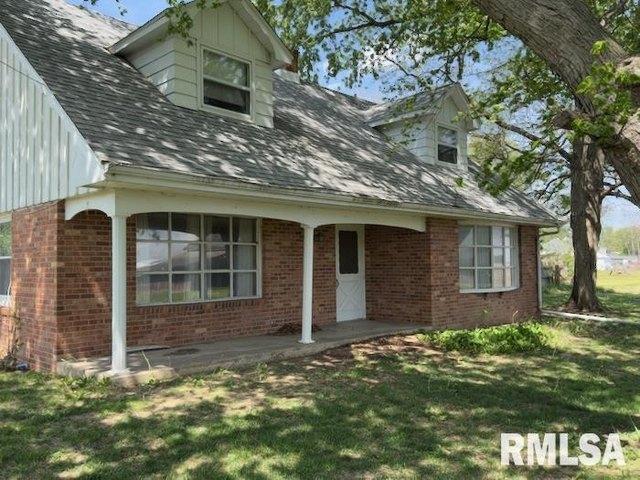 House for sale in Trivoli, Illinois