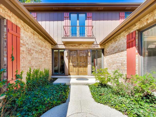House for sale in Highland Park, Illinois