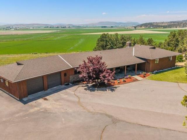 Farm for sale in Oregonia