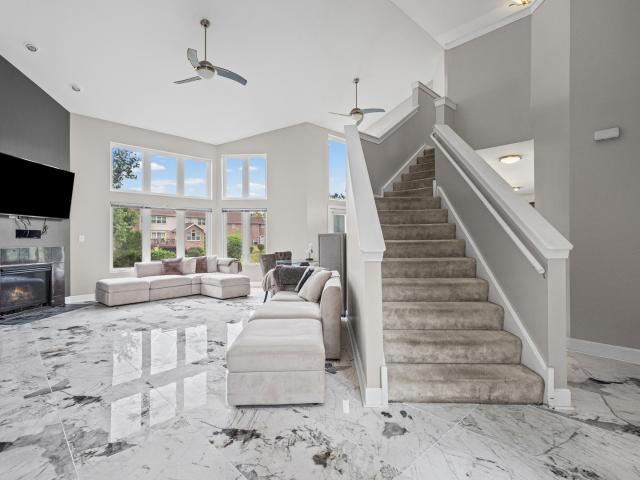 Townhouse for sale in The Club, Hazel Crest