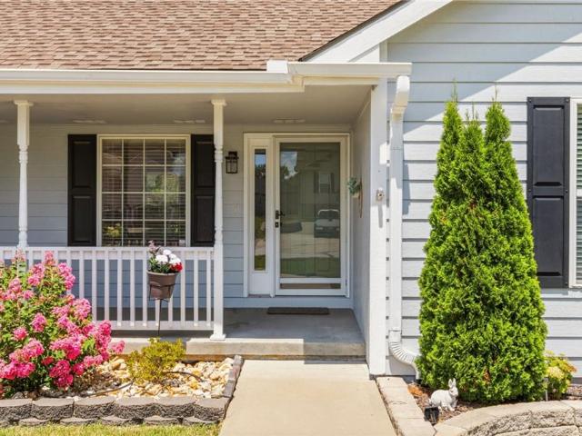 House for sale in Smithville, Missouri