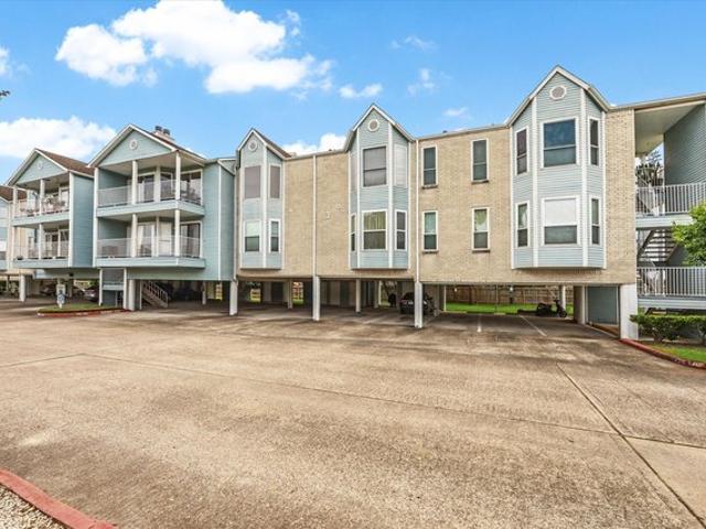 Condo for sale in Harris, Texas