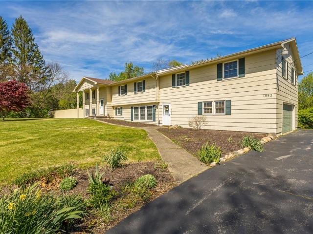 House for sale in Macedon, New York