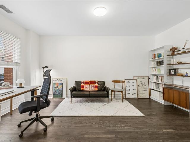 Townhouse for sale in Glenview, Illinois