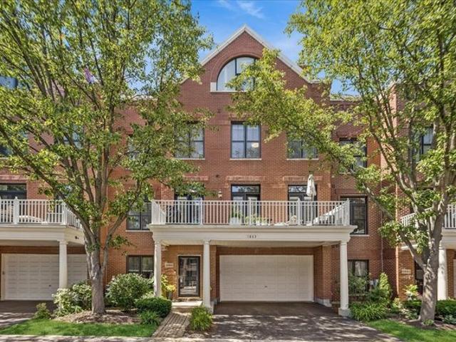 Townhouse for sale in Glenview, Illinois