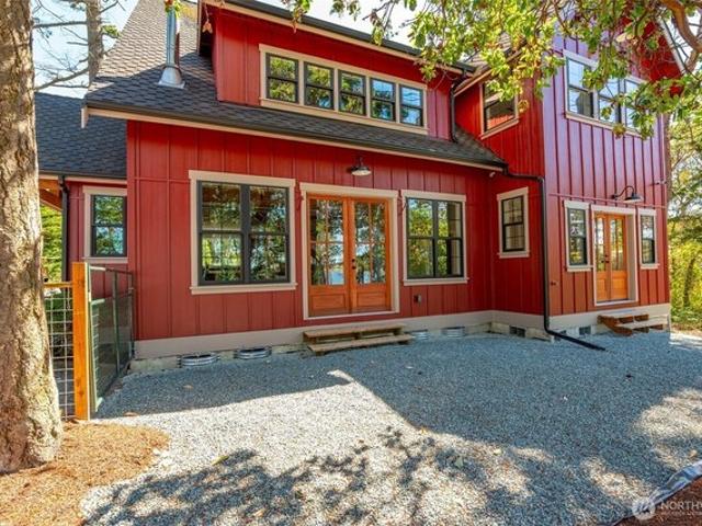 House for sale in Coupeville, Washington