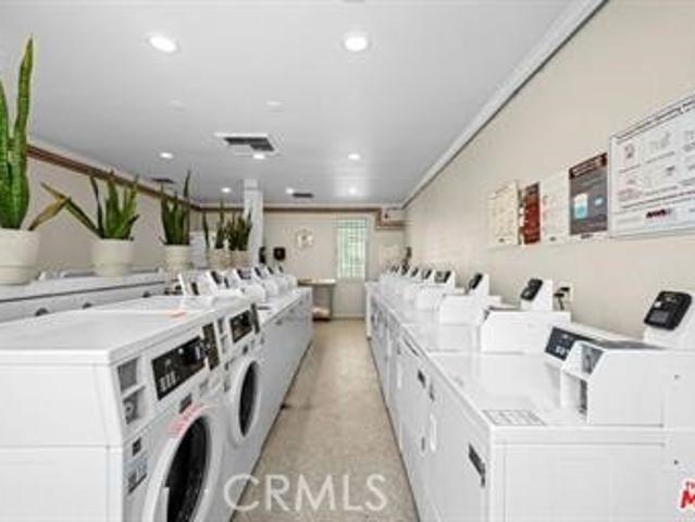 Condo for sale in Tarzana Neighborhood Council District, Canoga Park