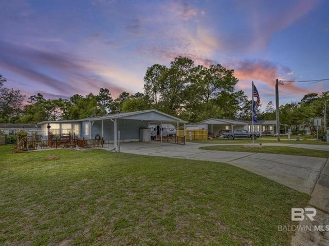 House for sale in Lillian, Alabama