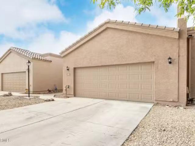 Condo for sale in Peoria