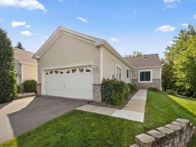 Townhouse for sale in Lakeville, Minnesota