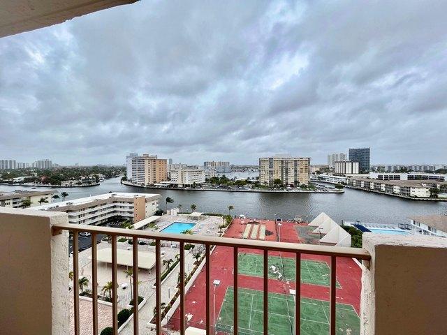 Condo for sale in Hallandale, Florida